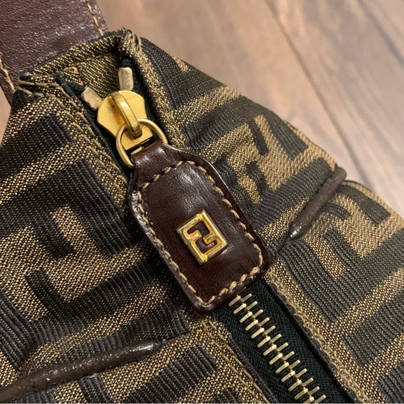 ❌SOLD❌ Vintage Fendi Zucca Brown Monogram Canvas Convertible Boston Bag - Picture 10 of 14